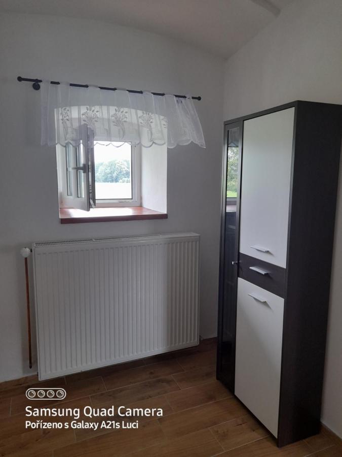 Kojan Apartment Jilovice Bagian luar foto